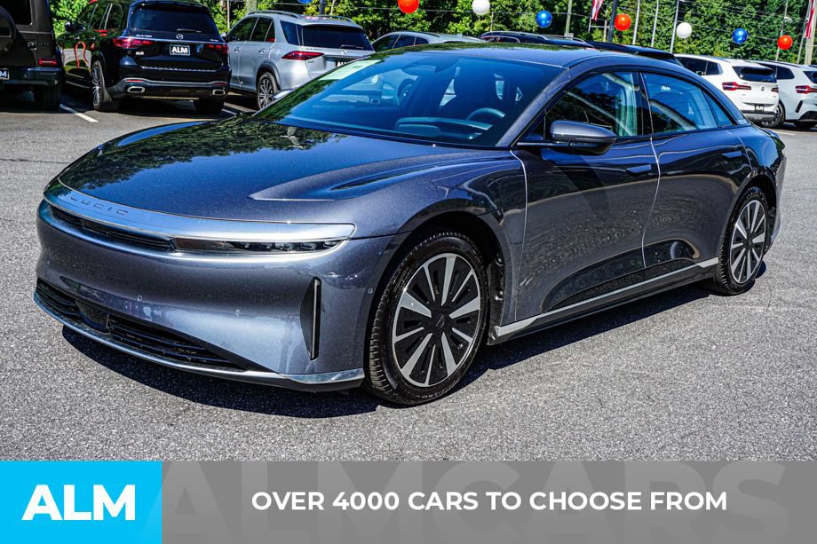 Used 2024 Lucid Air Pure RWD image 2