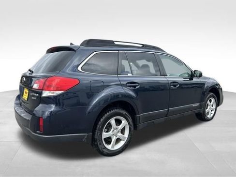 Used 2013 Subaru Outback 3.6R Limited image 9