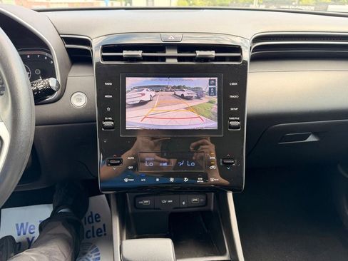 Used 2024 Hyundai Tucson SEL FWD image 19