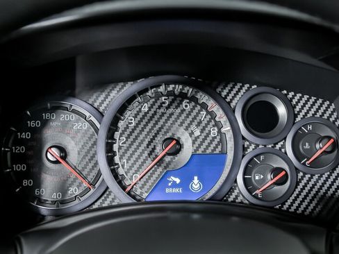 Used 2020 Nissan GT-R Premium AWD/4WD image 27
