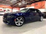 Used 2017 Dodge Charger SXT w/ Plus Group image 2