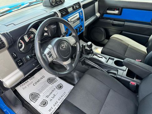 Used 2007 Toyota FJ Cruiser 4WD image 30