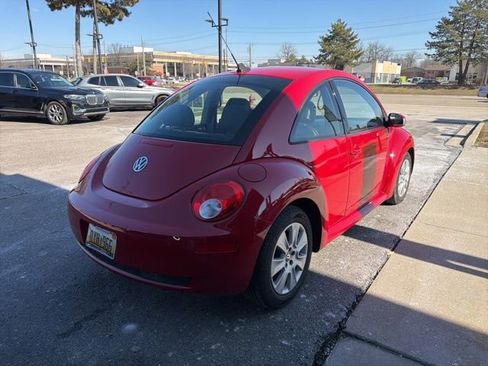 Used 2009 Volkswagen Beetle Coupe image 6
