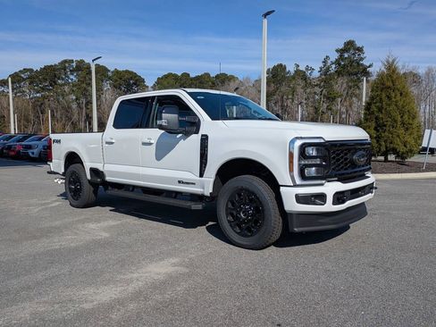 New 2026 Ford F250 Lariat w/ Black Appearance Package image 2