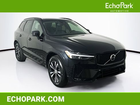 Used 2024 Volvo XC60 B5 Core image 1