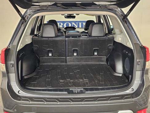 Used 2020 Subaru Forester Touring image 33