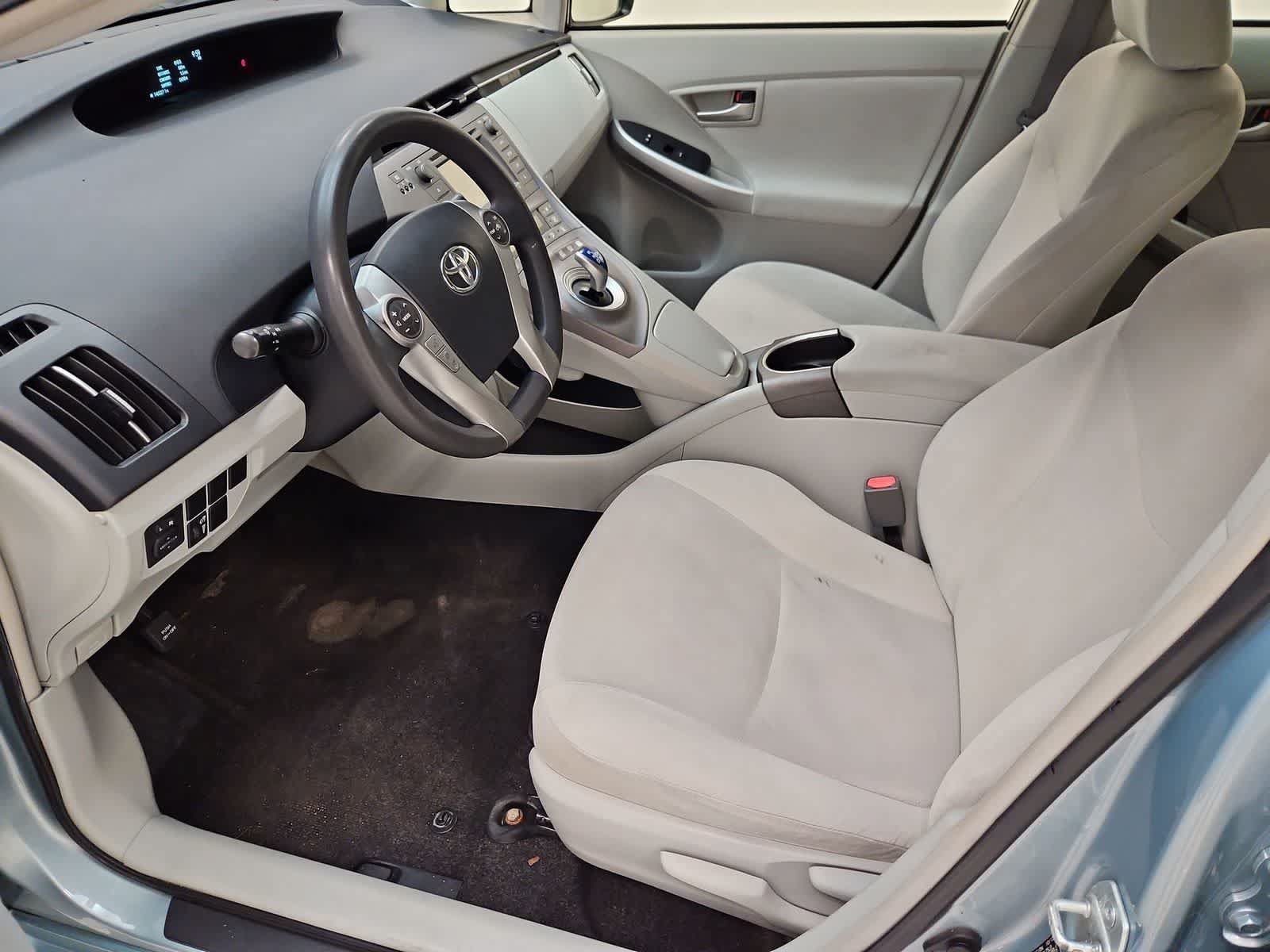 Used 2014 Toyota Prius Three FWD image 15