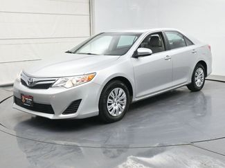 Used 2014 Toyota Camry LE FWD video 1