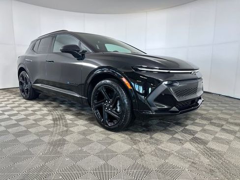 Used 2024 Chevrolet Equinox EV RS image 2