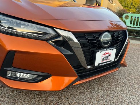 Used 2023 Nissan Sentra SR w/ SR Premium Package FWD image 2