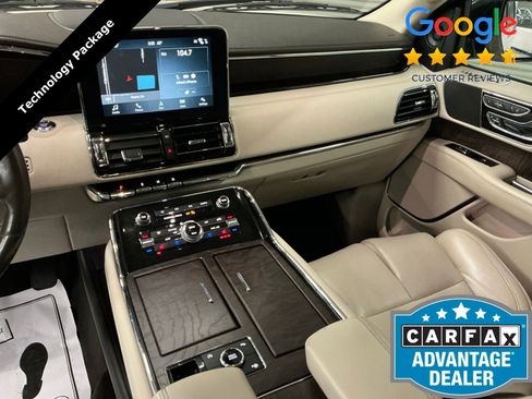 Used 2018 Lincoln Navigator Select w/ Technology Package RWD image 29