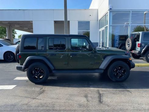 Used 2023 Jeep Wrangler Unlimited Sport AWD/4WD image 9