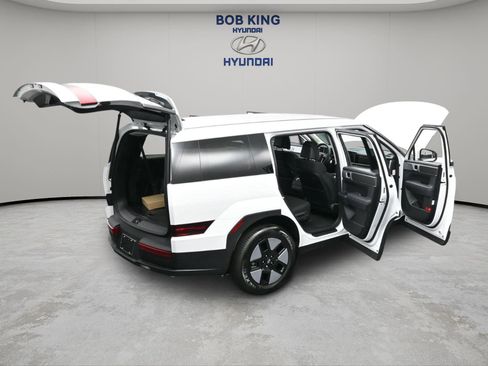 New 2026 Hyundai Santa Fe SE FWD image 18