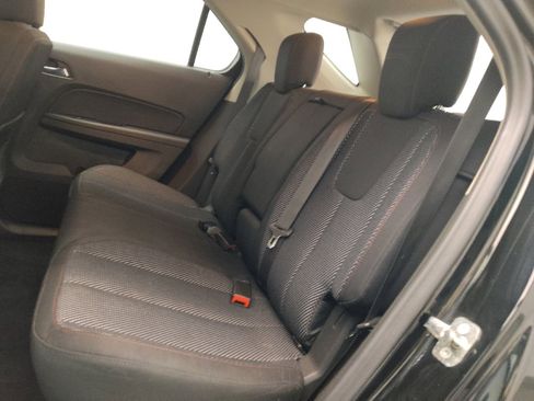 Used 2017 Chevrolet Equinox LS image 18