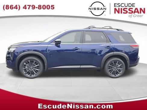 New 2026 Nissan Pathfinder SL w/ SL Premium Package AWD/4WD image 6