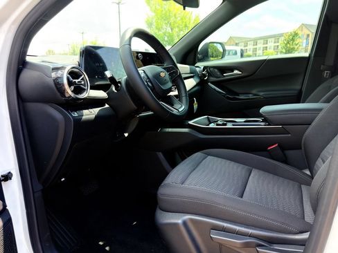 New 2026 Chevrolet Equinox LT FWD image 22