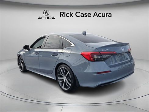 Used 2023 Honda Civic Touring image 7