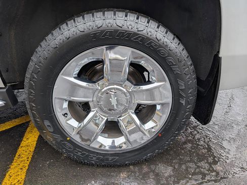 Used 2020 Chevrolet Tahoe Premier image 12