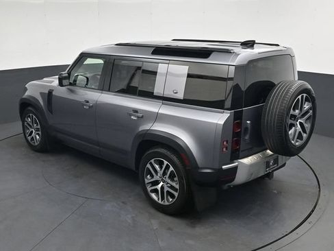 Used 2020 Land Rover Defender 110 SE AWD/4WD image 33