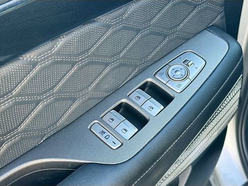 Used 2021 Hyundai Palisade Calligraphy image 18