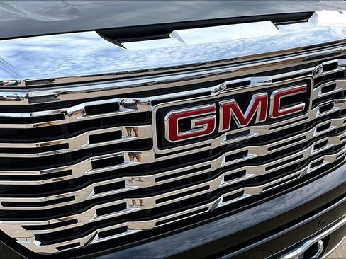 New 2026 GMC Sierra 1500 Denali AWD/4WD image 28