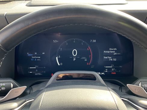 Used 2024 Lexus GX 550 image 11