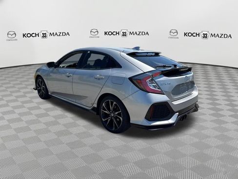 Used 2018 Honda Civic Sport Touring image 5