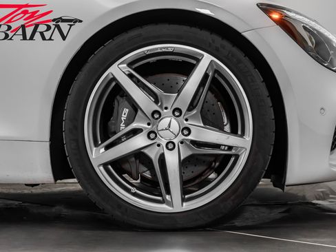 Used 2017 Mercedes-Benz AMG GT Coupe image 19