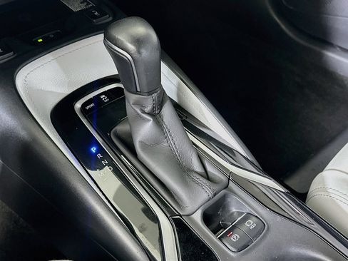 Used 2019 Toyota Corolla XSE FWD image 25
