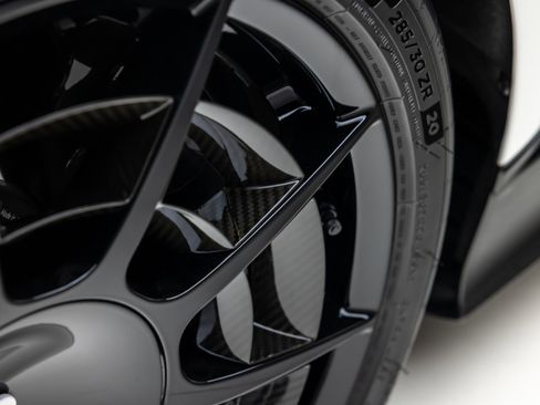 Used 2021 Bugatti Chiron Pur Sport image 54