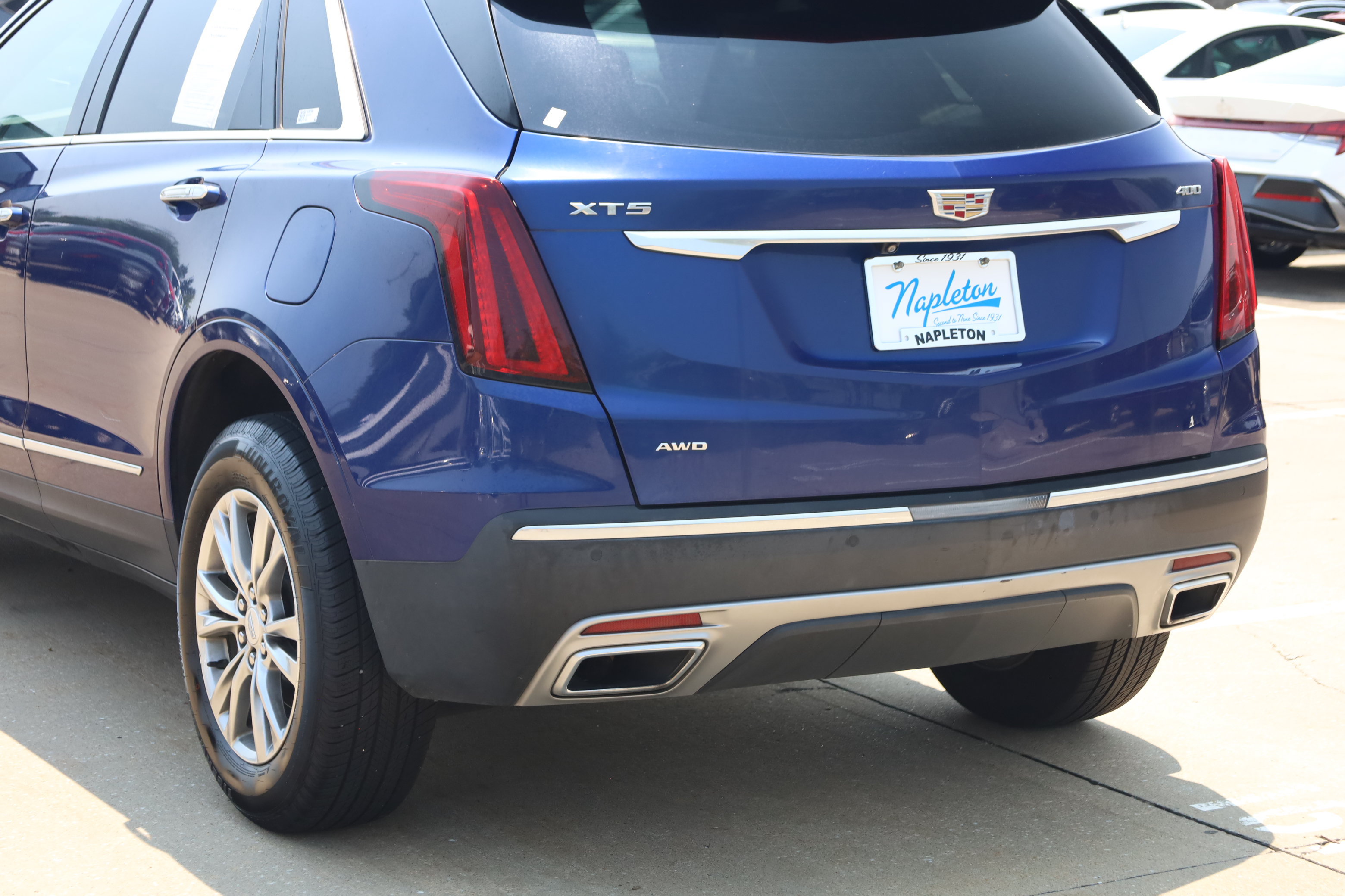 Used 2023 Cadillac XT5 Premium Luxury AWD/4WD image 7