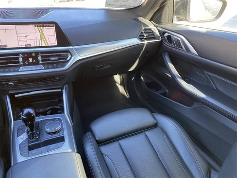 Used 2022 BMW 430i xDrive Convertible w/ Convenience Package image 17