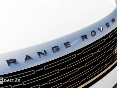 Used 2023 Land Rover Range Rover SE image 20