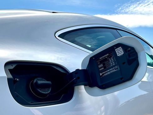 Certified 2024 Mercedes-Benz CLE 300 4MATIC Coupe image 15