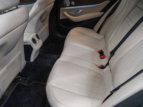 Used 2021 Mercedes-Benz E 350 Sedan image 18