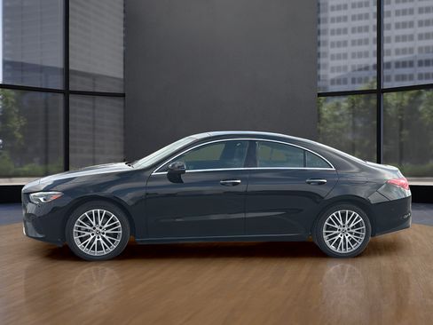 Used 2025 Mercedes-Benz CLA 250 image 13