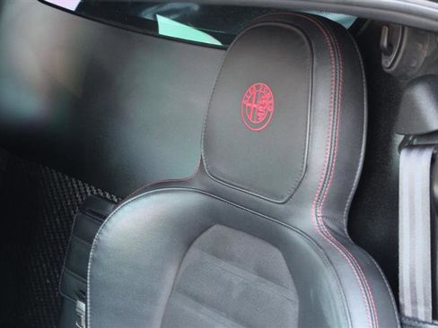 Used 2015 Alfa Romeo 4C Launch Edition w/ Convenience Group RWD image 12