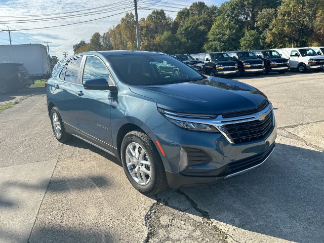 Used 2024 Chevrolet Equinox LT w/ LPO, Floor Liner Package FWD image 19