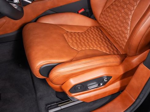 Used 2022 Lamborghini Urus AWD/4WD image 20