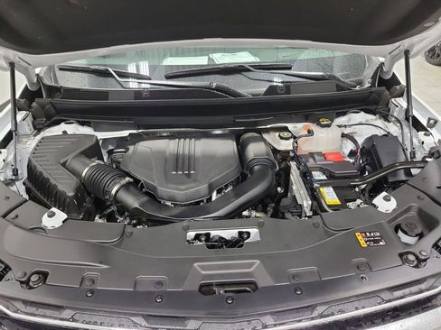 Used 2024 Chevrolet Traverse LT image 44