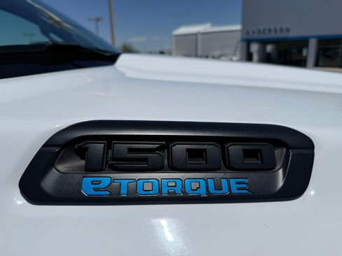 Used 2022 RAM 1500 Big Horn AWD/4WD image 4