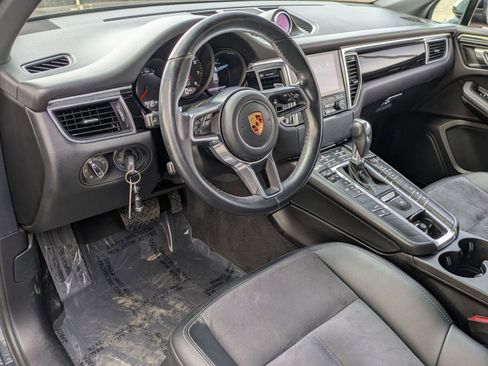 Used 2018 Porsche Macan image 15