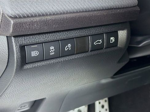 New 2026 Toyota Camry Hybrid AWD/4WD image 10