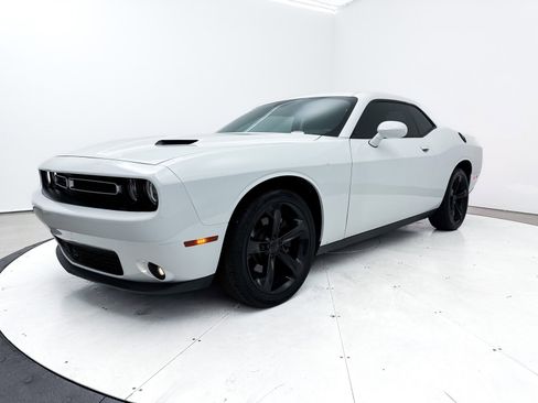 Used 2018 Dodge Challenger SXT Plus image 15