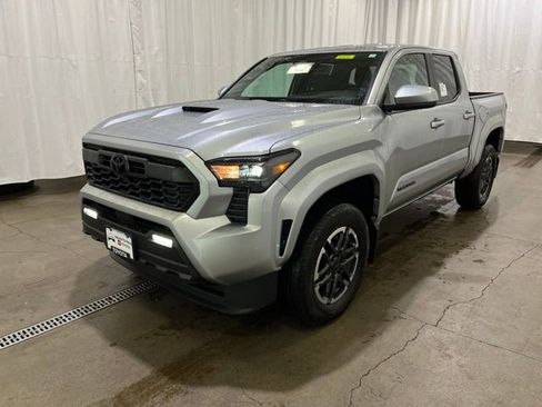 New 2026 Toyota Tacoma TRD Sport AWD/4WD image 7