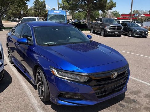 Used 2018 Honda Accord Sport image 2
