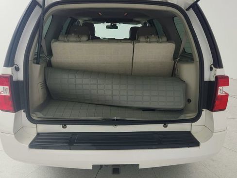 Used 2010 Ford Expedition Limited image 37