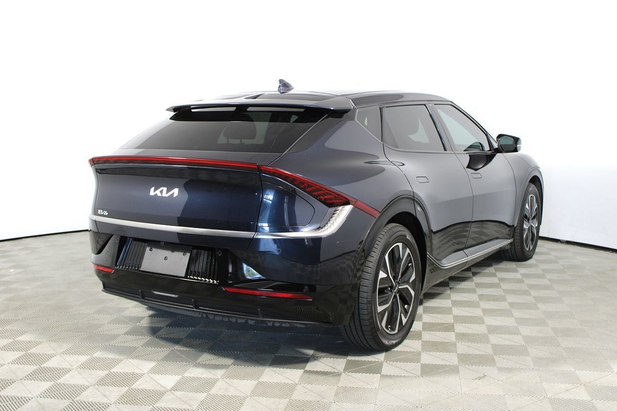 Used 2024 Kia EV6 Wind RWD image 31