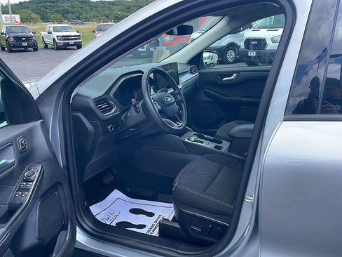 Used 2023 Ford Escape Active w/ Tech Pack #2 AWD/4WD image 10