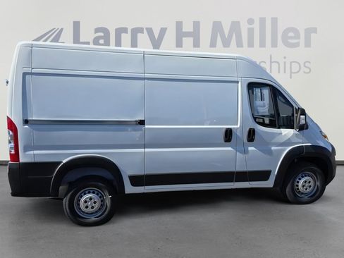 New 2026 RAM ProMaster 1500 w/ Convenience Group FWD image 6